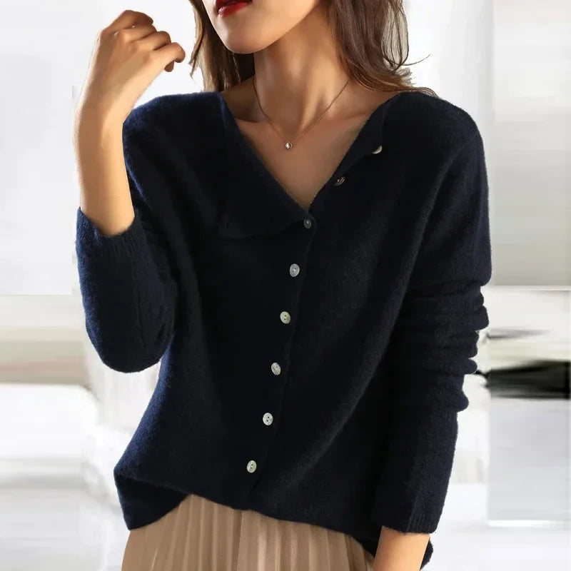 Alessia – Pull Boutonné Chic