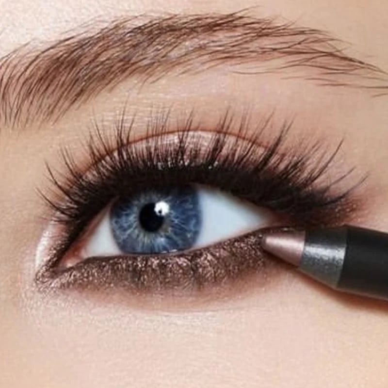 Mon allié beauté pour un éclat instantané - Lumière Divine