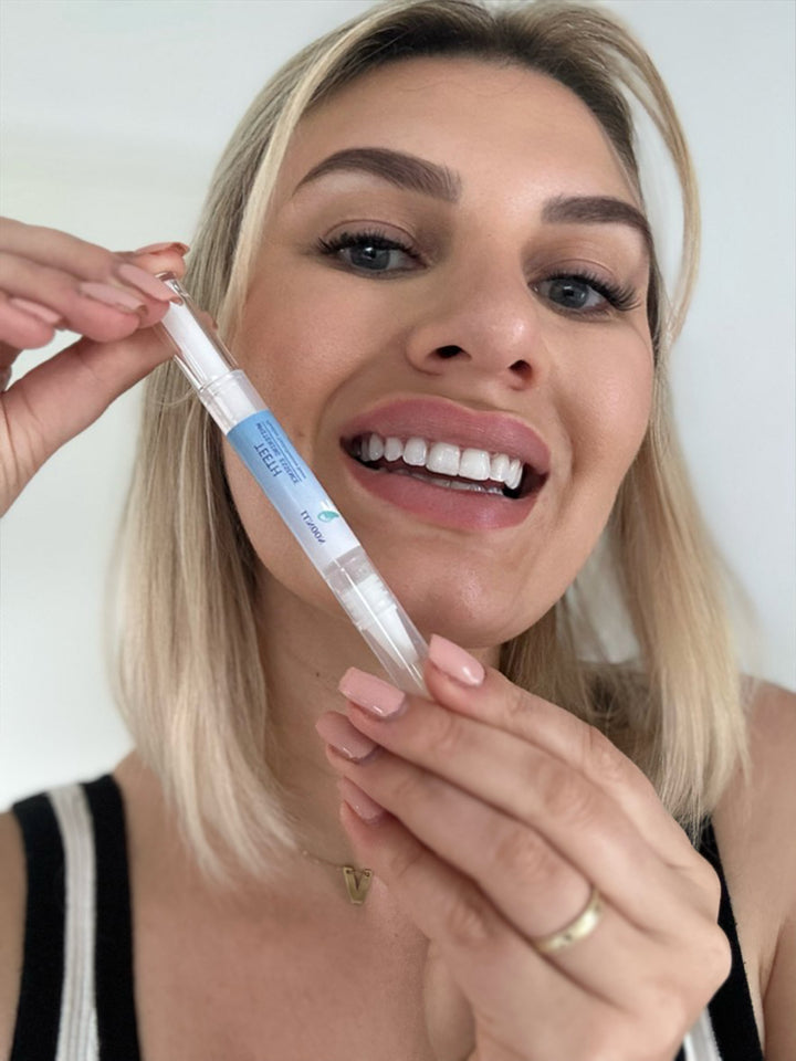 SmileBright™ – "En quelques jours, j'ai retrouvé un sourire éclatant !" – Clara